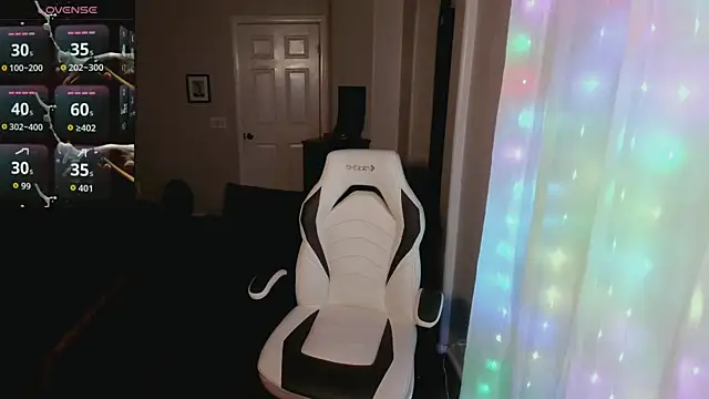 britteebee online show from 25, 11, 2025