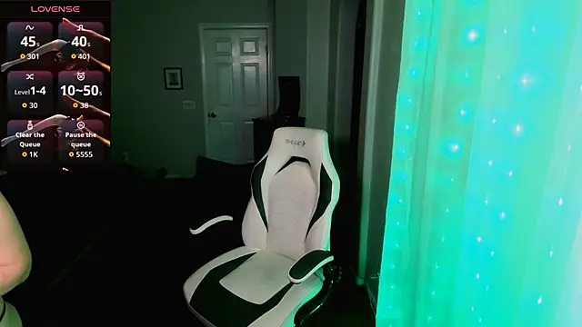 britteebee online show from 22, 12, 2025