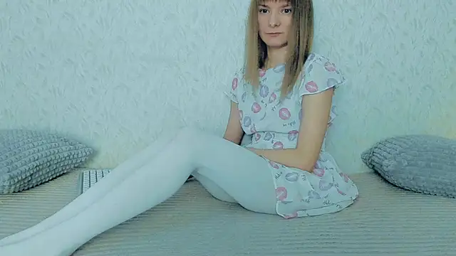 YourCaramel online show from 27, 2, 2025