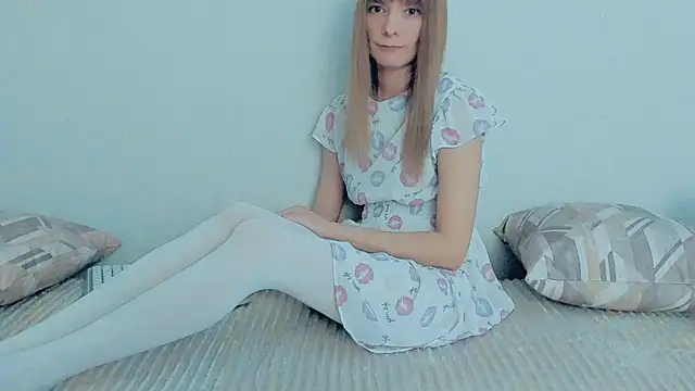 YourCaramel online show from 15, 10, 2025