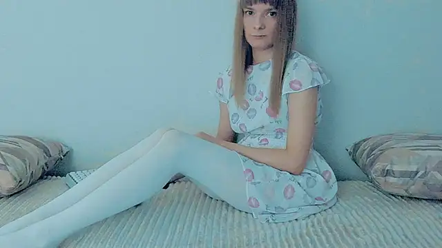 YourCaramel online show from 10, 9, 2025