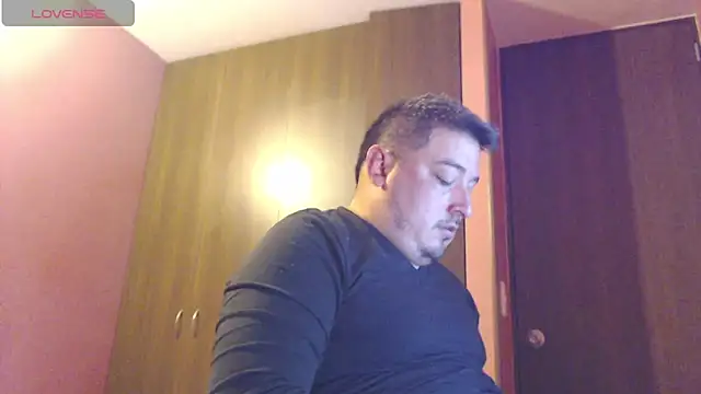 Snapshot of antonycruz chatting on 21, 2, 2026 antonycruz online show from 21, 2, 2026