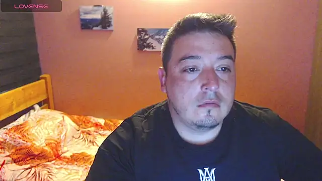 Snapshot of antonycruz chatting on 2, 3, 2026 antonycruz online show from 2, 3, 2026