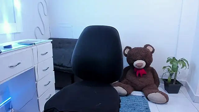 Lu doll online show from 11, 5, 2026