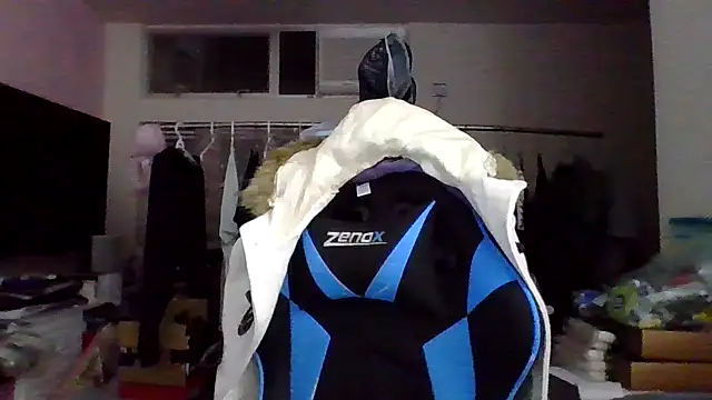 charlie xdd online show from 17, 1, 2025