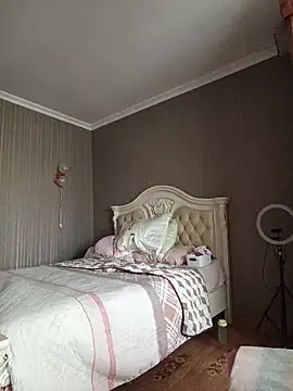 GoddessLara online show from 8, 5, 2026
