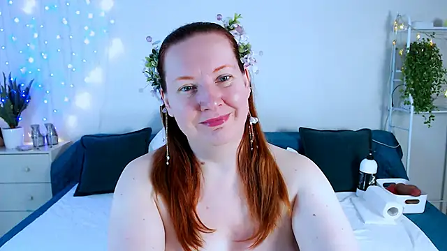 GoddessLara online show from 2, 11, 2025