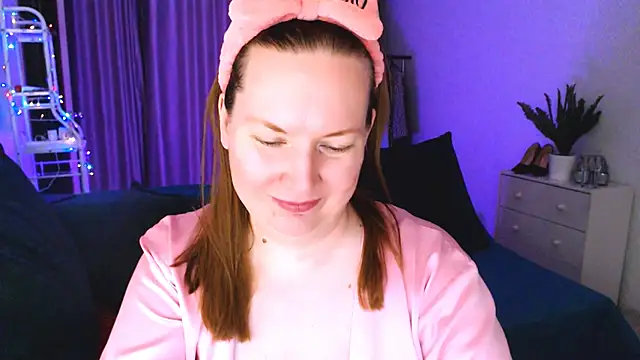 GoddessLara online show from 31, 1, 2025