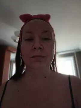 GoddessLara online show from 13, 4, 2026