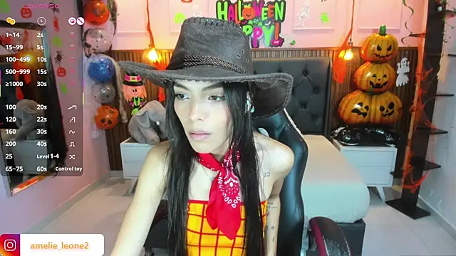 Snapshot of AMELIELEONE chatting on 31, 10, 2025 AMELIELEONE online show from 31, 10, 2025