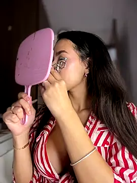 DulceLenns online show from 22, 12, 2025