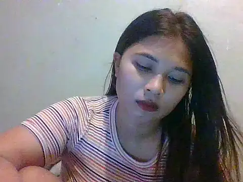 Snapshot of wildsexypinay33x chatting on 1, 11, 2025 wildsexypinay33x online show from 1, 11, 2025