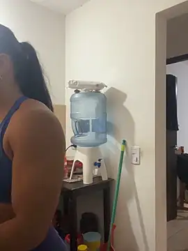 Snapshot of AnhiPerez chatting on 9, 3, 2026 AnhiPerez online show from 9, 3, 2026