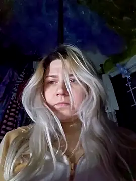 ScarletCallings420 online show from 14, 2, 2025