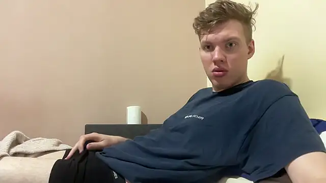 Snapshot of sexybooii6968 chatting on 8, 11, 2025 sexybooii6968 online show from 8, 11, 2025