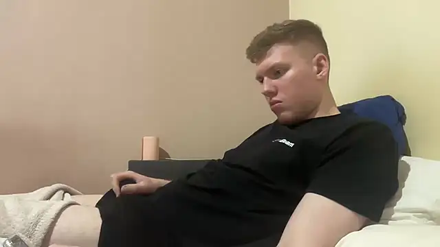 sexybooii6968 online show from 6, 4, 2026