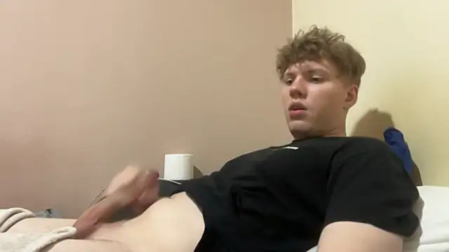 Snapshot of sexybooii6968 chatting on 30, 11, 2025 sexybooii6968 online show from 30, 11, 2025