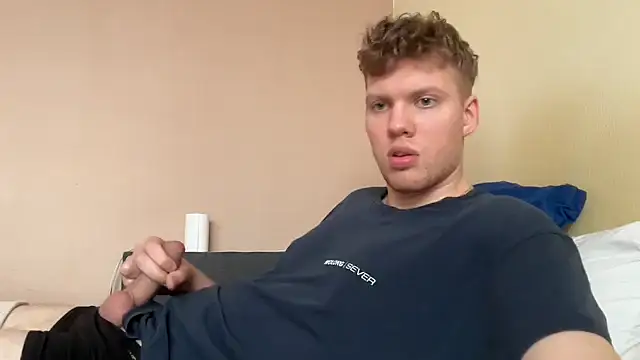 Snapshot of sexybooii6968 chatting on 11, 2, 2026 sexybooii6968 online show from 11, 2, 2026