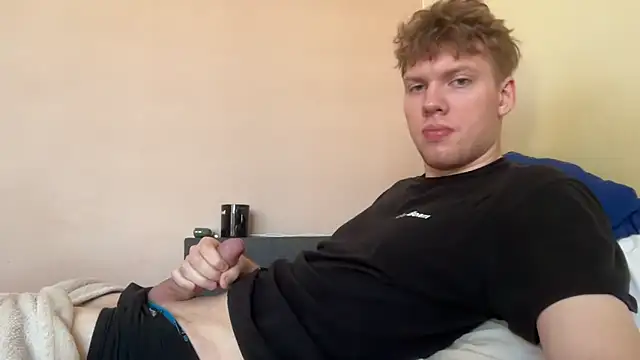 Snapshot of sexybooii6968 chatting on 4, 11, 2025 sexybooii6968 online show from 4, 11, 2025