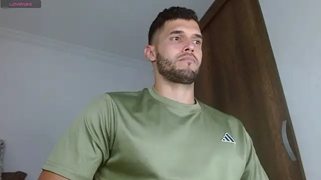 Noah jhonsonn online show from 29, 9, 2025