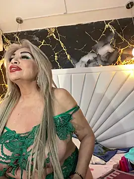 Snapshot of scarlett_sexx69 chatting on 15, 4, 2026 scarlett sexx69 online show from 15, 4, 2026