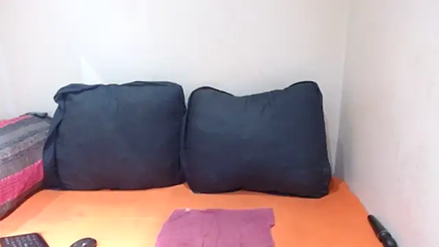 xGIANTEBONY30x online show from 29, 10, 2025