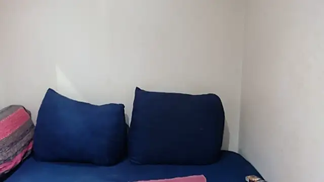 xGIANTEBONY30x online show from 2, 12, 2025