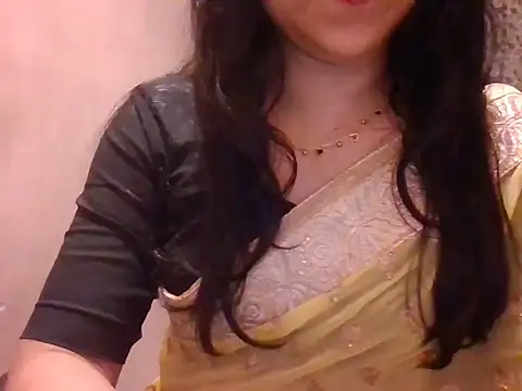 Pinky 4 online show from 9, 6, 2026