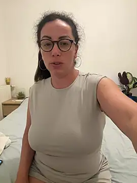 kymii online show from 26, 6, 2026