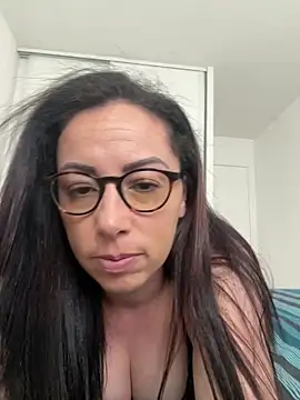 kymii online show from 16, 4, 2026