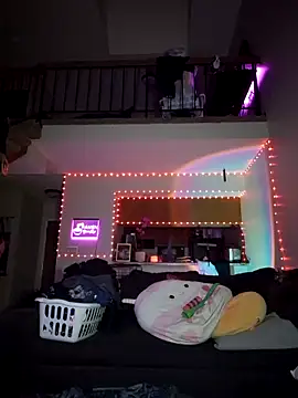 Cutegothcrybabyx online show from 18, 9, 2025