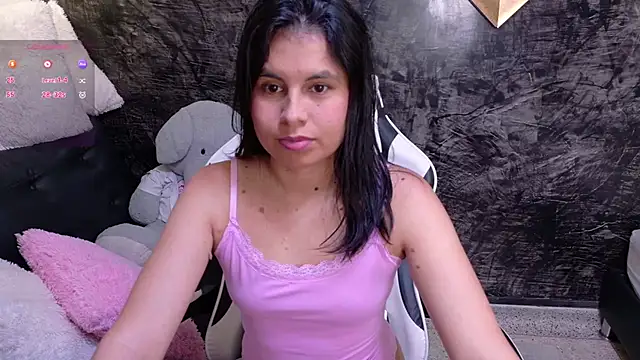 Snapshot of olivia_love_ chatting on 12, 7, 2026 olivia love online show from 12, 7, 2026