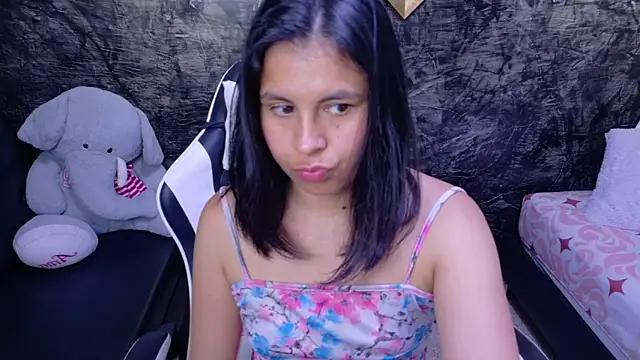 olivia love  online show from 7, 5, 2026