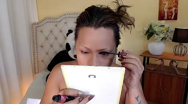 DreamLADYBOY online show from 23, 2, 2025