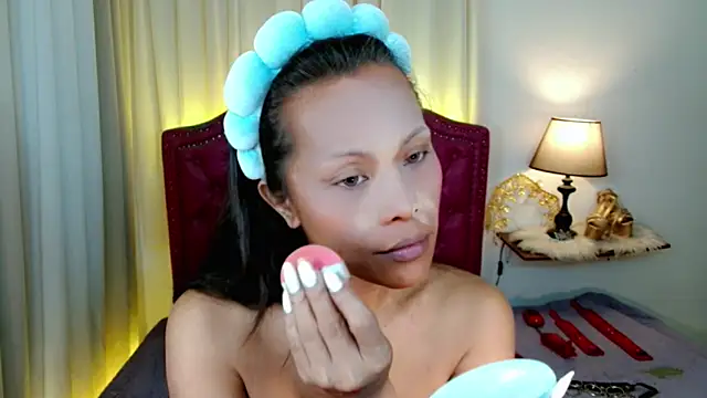 DreamLADYBOY online show from 5, 6, 2026