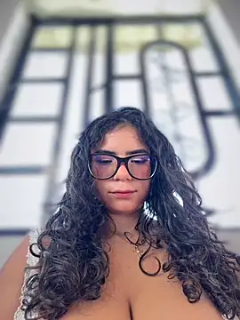 Simone Miller online show from 11, 6, 2026