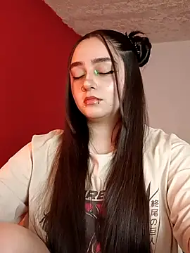 IvonneT online show from 2, 11, 2025