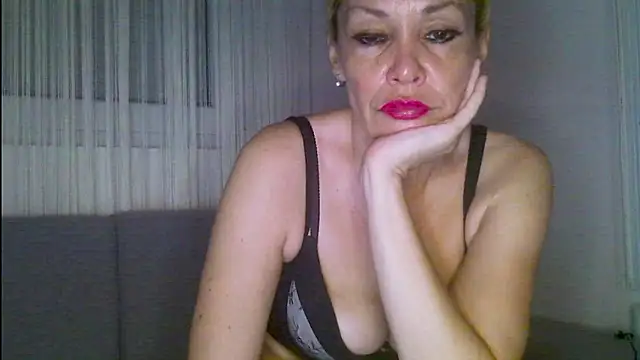 EvaaMina online show from 17, 6, 2026