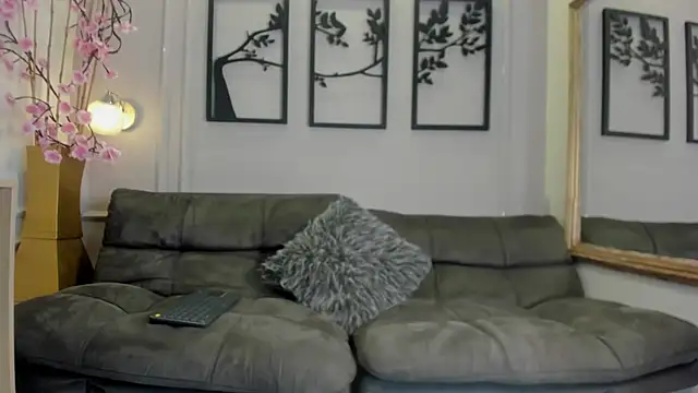 kathe hot online show from 17, 9, 2025