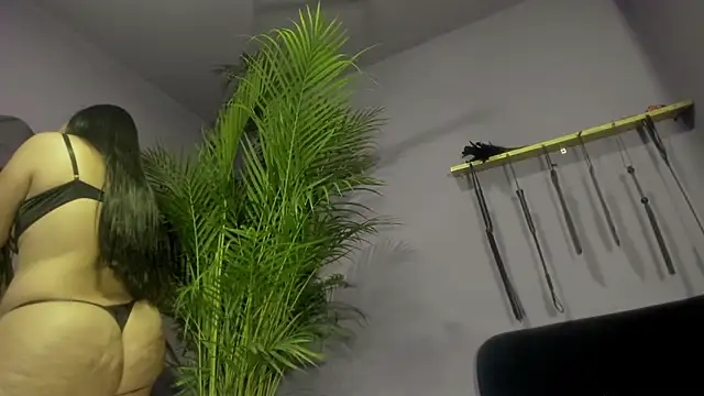 kathe hot online show from 11, 4, 2026