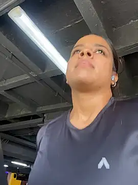 trianawhite online show from 26, 2, 2025