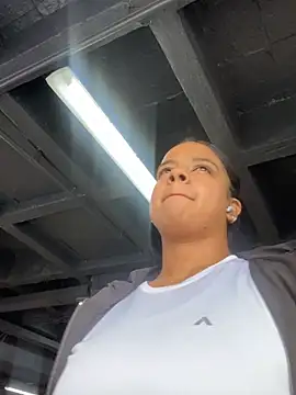 trianawhite online show from 6, 2, 2025