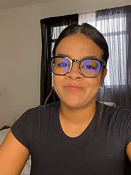 trianawhite online show from 26, 12, 2024