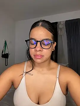 trianawhite online show from 16, 12, 2025