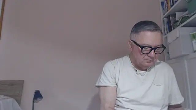 Snapshot of YOU6me chatting on 20, 7, 2026 YOU6me online show from 20, 7, 2026