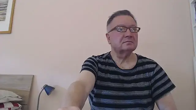 YOU6me online show from 22, 9, 2025