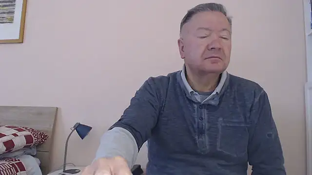 YOU6me online show from 3, 11, 2025