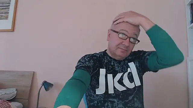 YOU6me online show from 18, 10, 2025