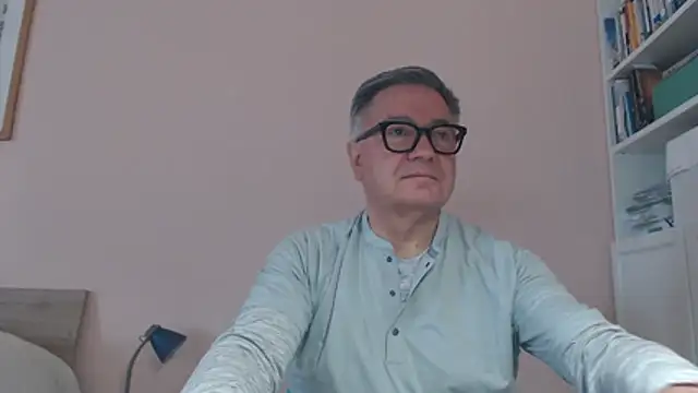 YOU6me online show from 5, 5, 2026
