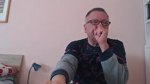 YOU6me online show from 10, 10, 2025